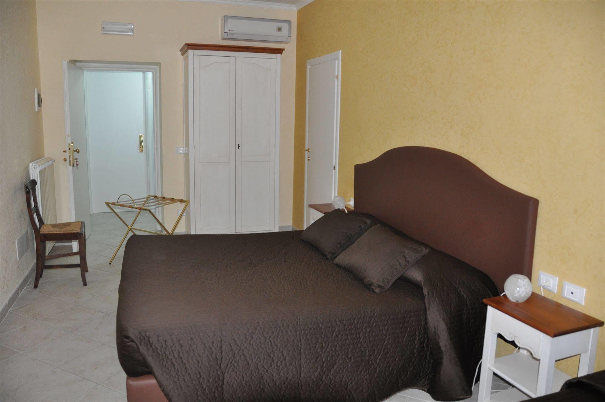 Re Monti Bed and Breakfast Rom Eksteriør billede